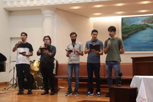 Culto Quarta-Feira (Mês dos Jovens) — foto 9
