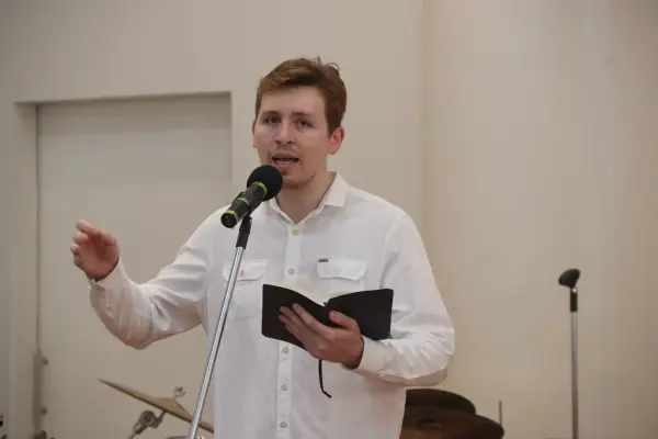 Culto Domingo (Mês dos Jovens — foto 11