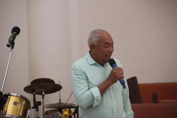 Culto Domingo (Mês dos Jovens — foto 26