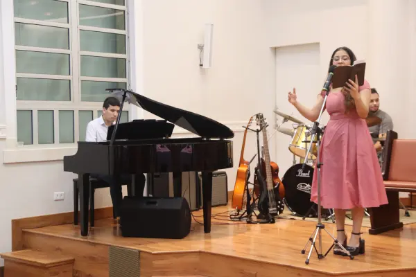Culto Domingo (Mês dos Jovens — foto 47