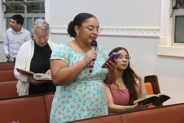 Culto Domingo (Mês dos Jovens — foto 51