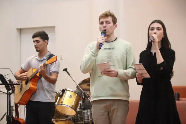 Culto Domingo (Mês dos Jovens — foto 57