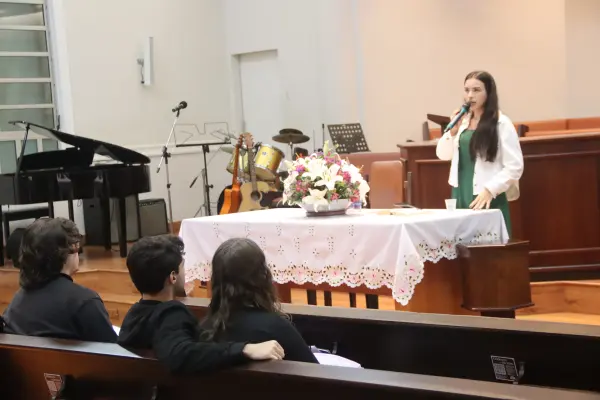 Culto Quarta-Feira (Mês dos Jovens) — foto 2