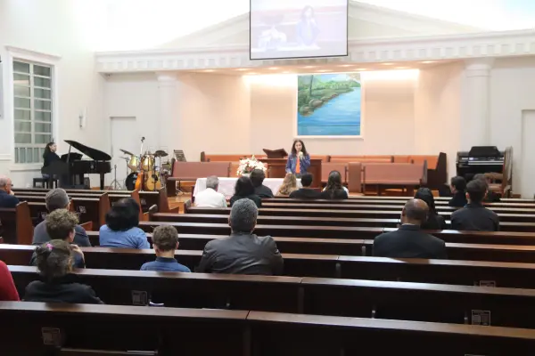 Culto Quarta-Feira (Mês dos Jovens) — foto 19