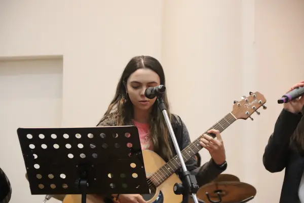 Culto Jovens e Adolescentes — foto 15