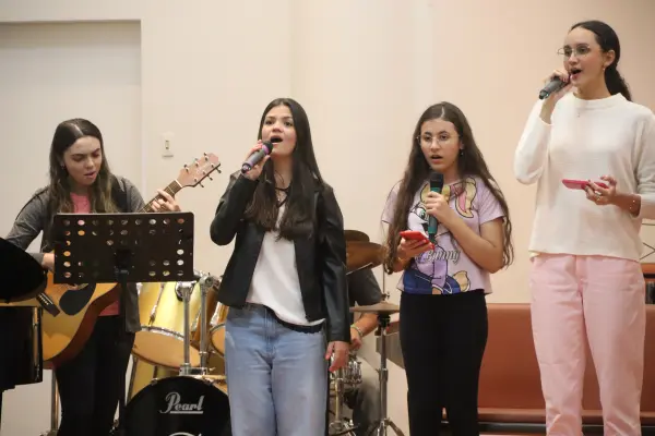 Culto Jovens e Adolescentes — foto 24