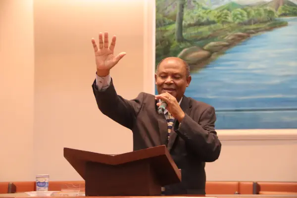Culto Domingo (Mês dos Jovens) — foto 2