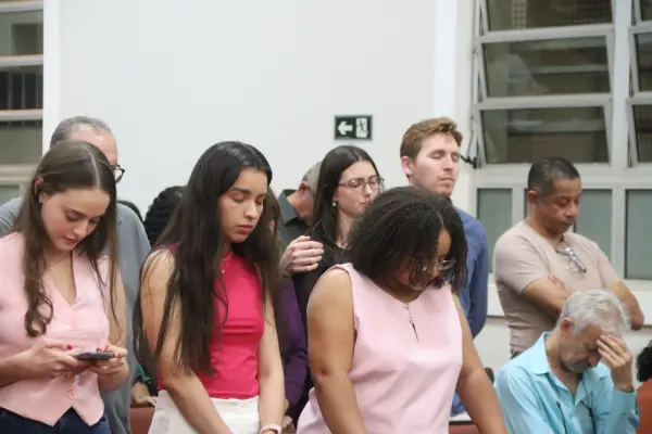 Culto Domingo (Mês dos Jovens) — foto 40