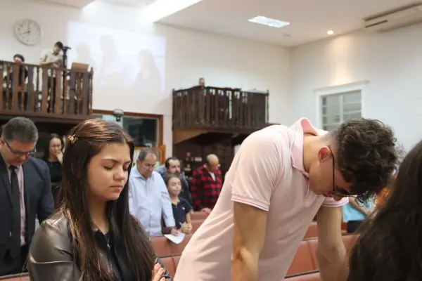 Culto Domingo (Mês dos Jovens) — foto 44