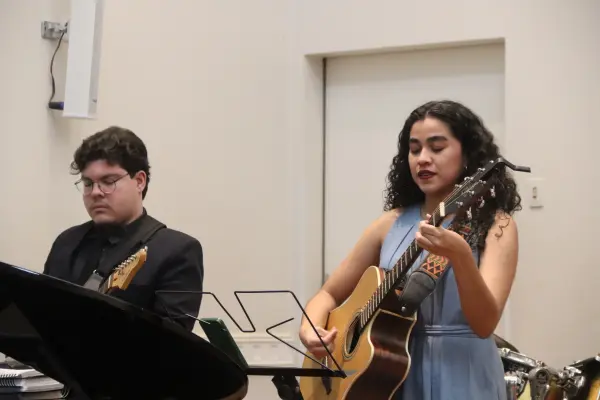 Culto Domingo (Mês dos Jovens) — foto 56