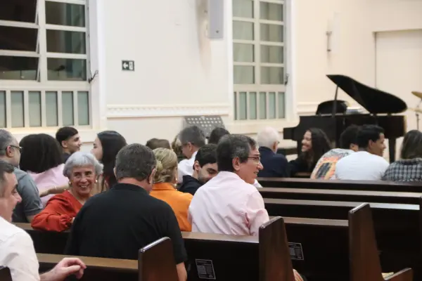 Culto Domingo (Mês dos Jovens) — foto 66