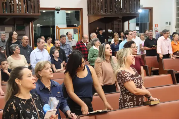 Culto Domingo (Mês dos Jovens) — foto 68