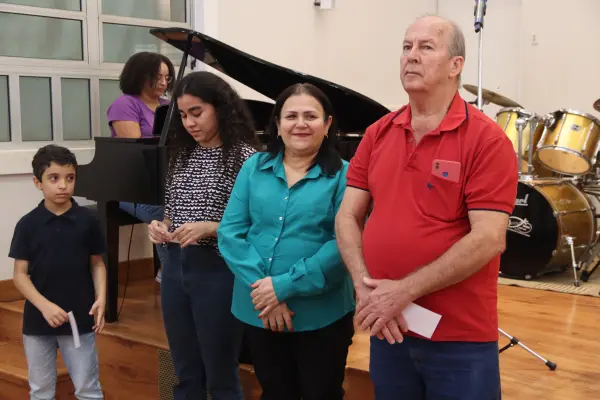 Culto Domingo (Mês dos Jovens) — foto 93