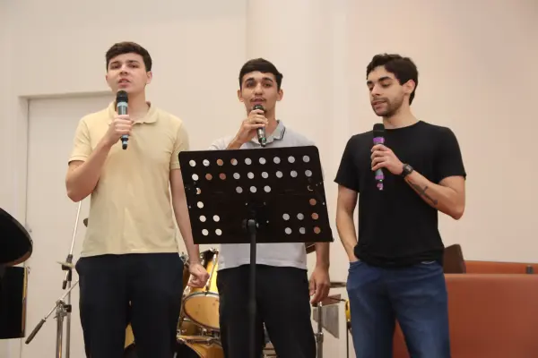 Culto Domingo (Mês dos Jovens) — foto 108