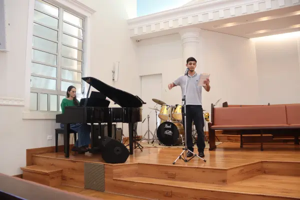 Culto Domingo (Mês dos Jovens) — foto 119
