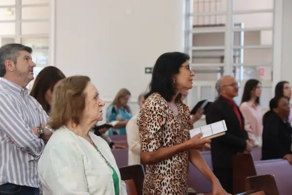 Culto Domingo (Manhã Crescer em Cristo) — foto 169