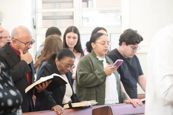 Culto Domingo (Manhã Crescer em Cristo) — foto 179