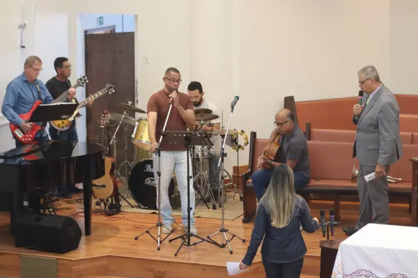 Culto Domingo (Manhã Crescer em Cristo) — foto 269
