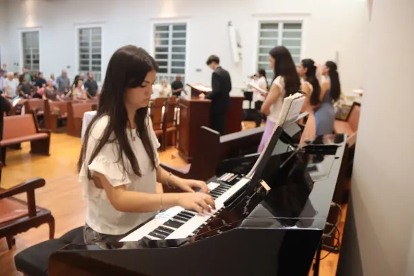 Culto Domingo — foto 150