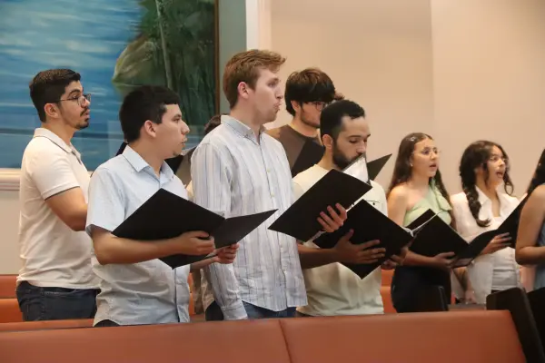 Culto Domingo — foto 176