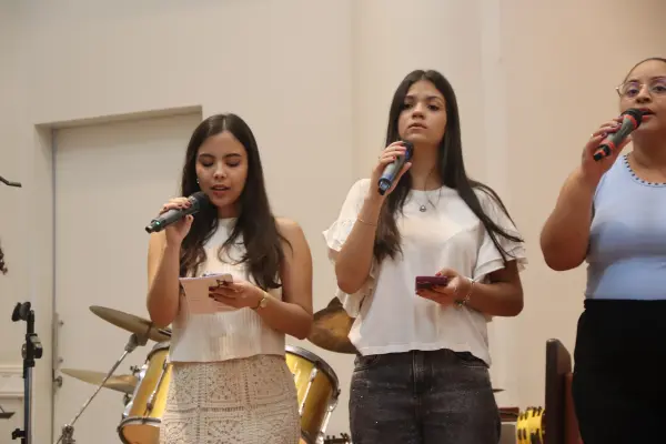 Culto Domingo — foto 190