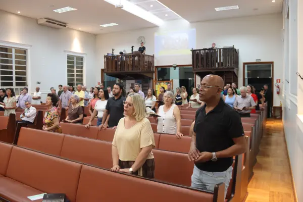 Culto Domingo — foto 198