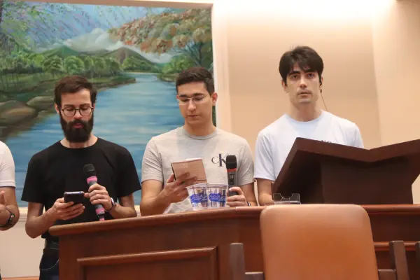 Culto Domingo — foto 210