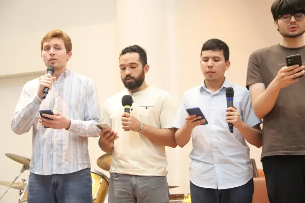 Culto Domingo — foto 215